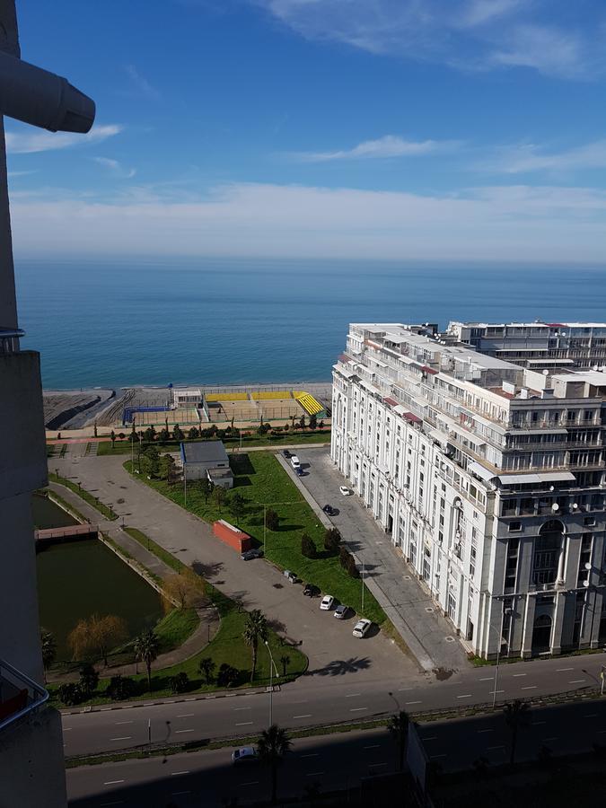 Sky-G Sea View Apartment Batumi Exterior foto